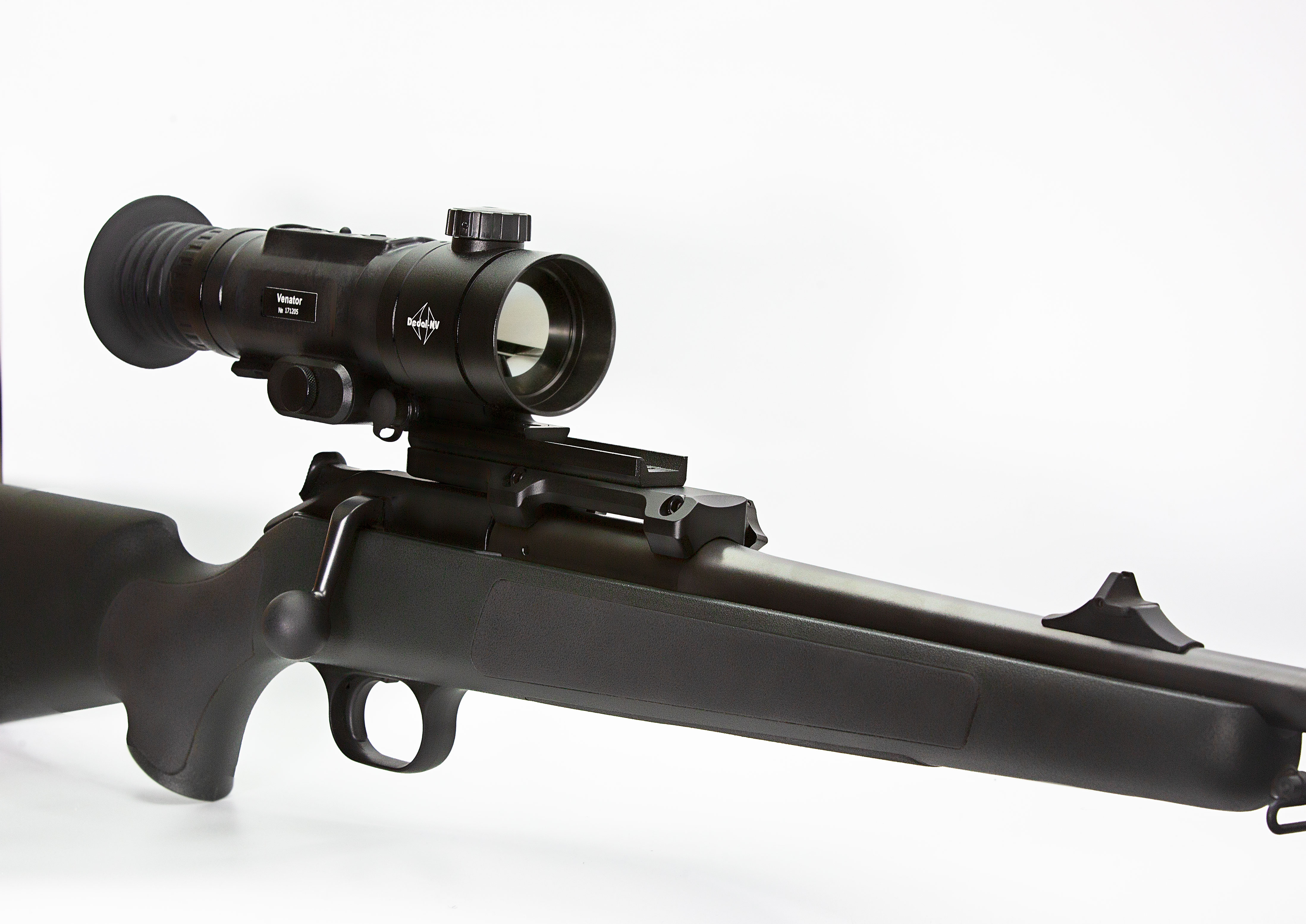 Прицел тепловизионный "Venator"