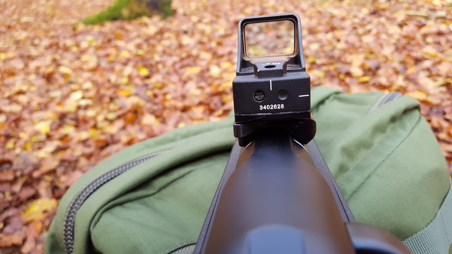 Прицел коллиматорный Compact Point