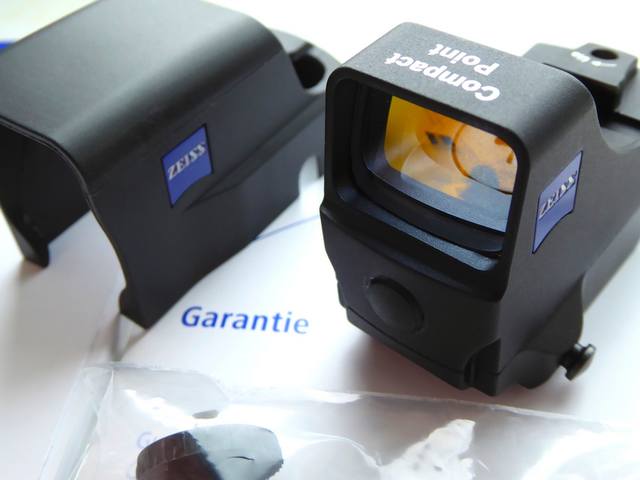 Прицел коллиматорный Compact Point